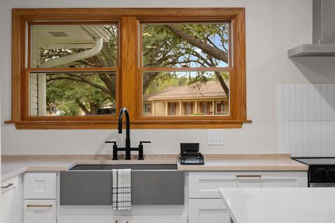 Tiny photo for 2710 Greenlawn PKWY, Austin, TX 78757 (MLS # 5680395)