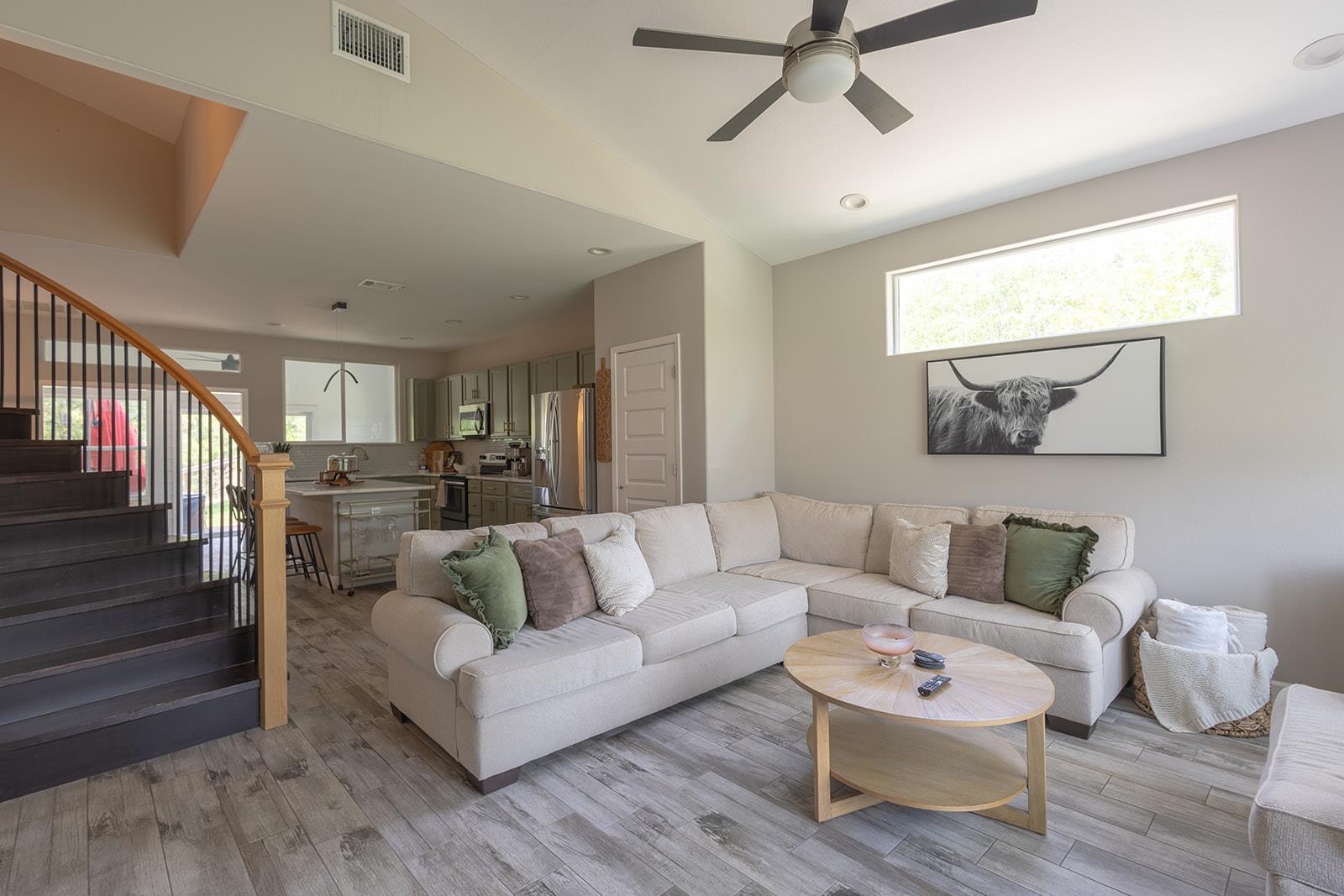 104 Kahalulu DR