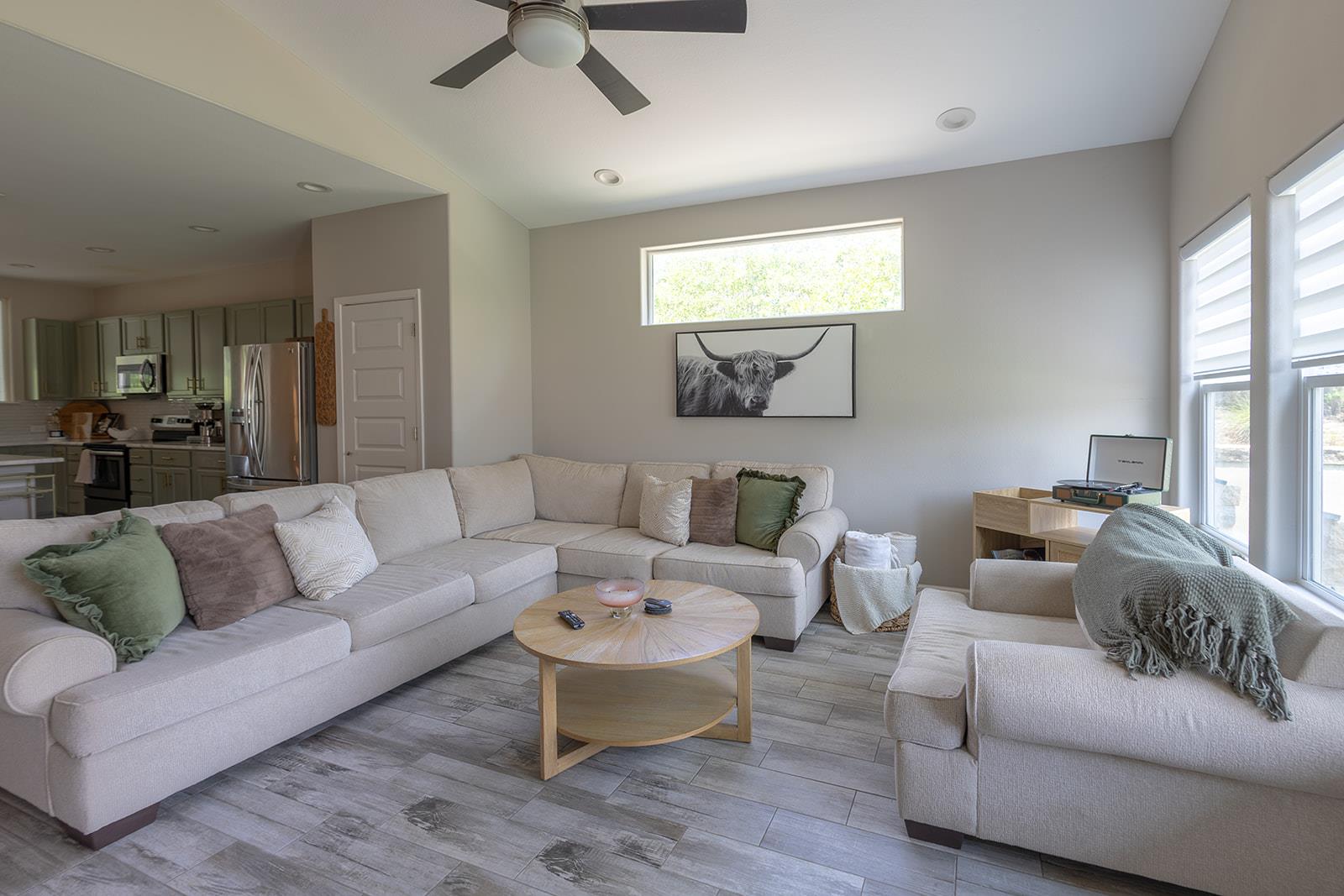 104 Kahalulu DR