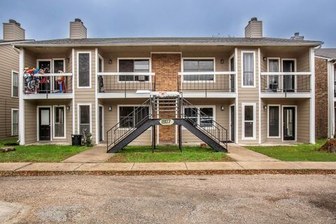 1907 W LOOP Austin TX 78758