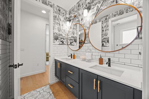 Tiny photo for 900 S 2nd ST #30, Austin, TX 78704 (MLS # 8681813)