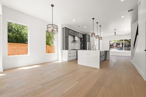Tiny photo for 1305 Walnut Ave, Austin, TX 78702 (MLS # 1253382)