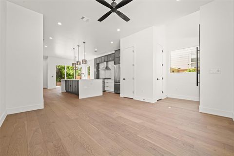 Tiny photo for 1305 Walnut Ave, Austin, TX 78702 (MLS # 1253382)