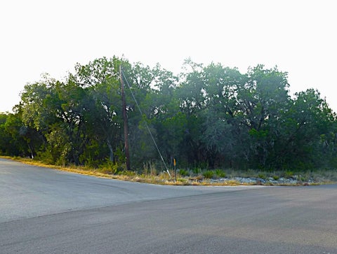 Photo of 6300 Deer Run RUN, Lago Vista, TX 78645 (MLS # 8259420)