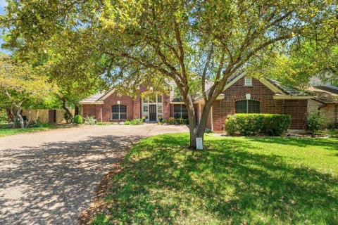 Photo of 209 El Rio DR, Lakeway, TX 78734 (MLS # 7563341)