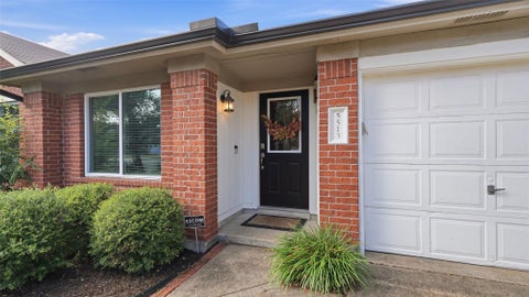 Tiny photo for 5513 Kayview DR, Austin, TX 78749 (MLS # 2195095)