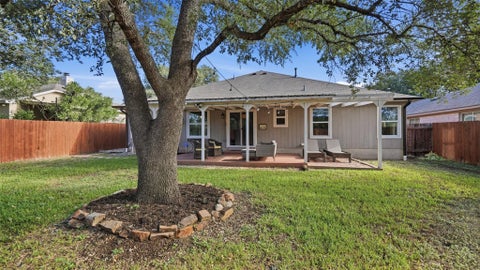 Tiny photo for 5513 Kayview DR, Austin, TX 78749 (MLS # 2195095)