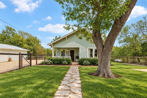 Photo of 372 Old Lockhart RD, Lockhart, TX 78644 (MLS # 7865354)