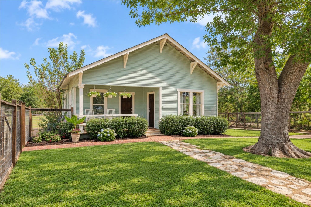 Photo of 372 Old Lockhart RD, Lockhart, TX 78644 (MLS # 7865354)