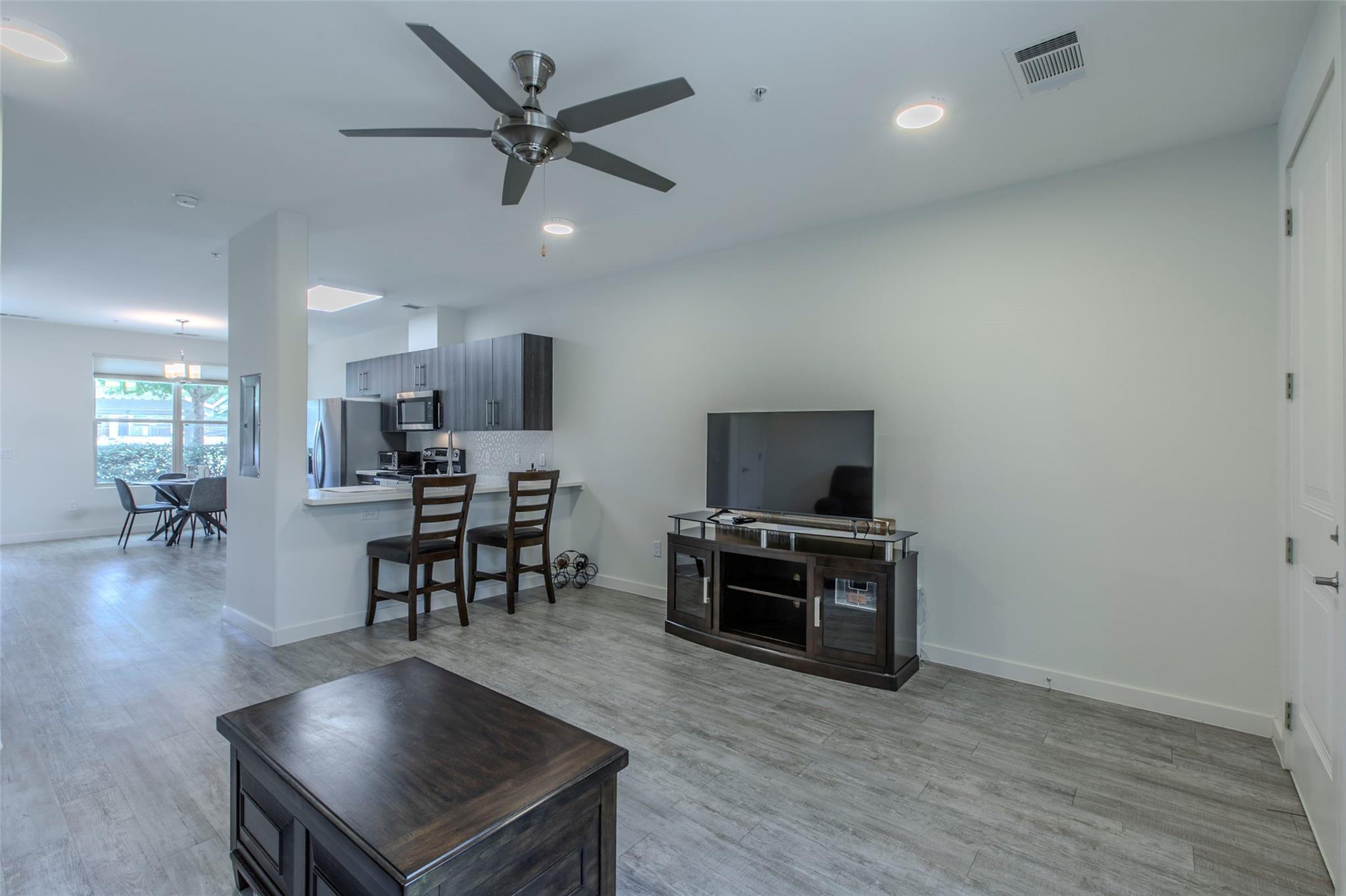 7805 Cooper LN 203