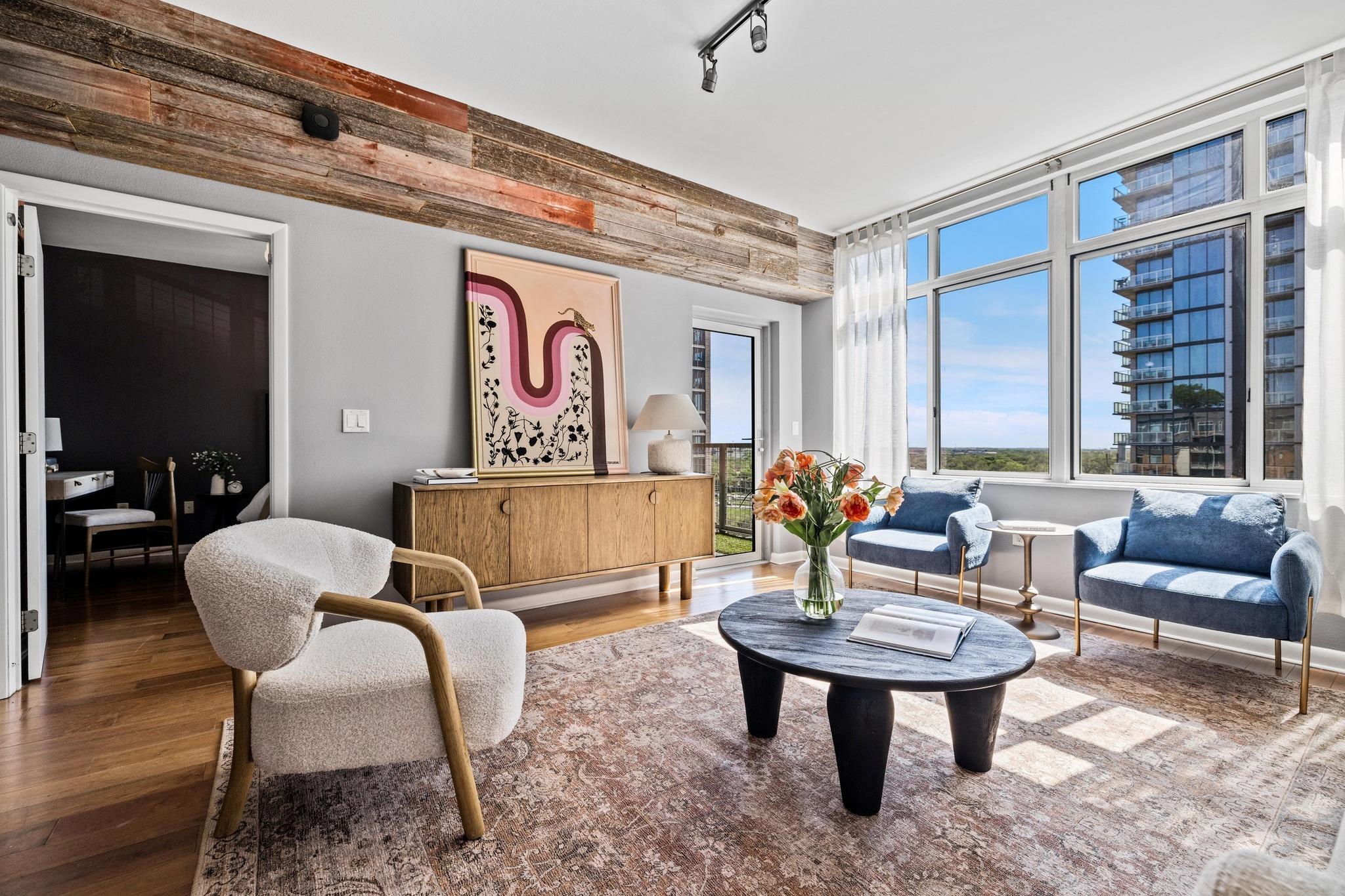 54 Rainey ST 1207