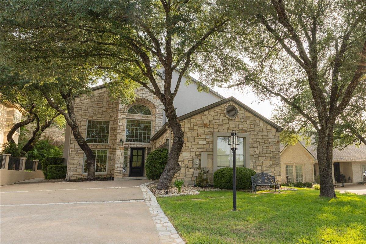 403 Golf Crest LN