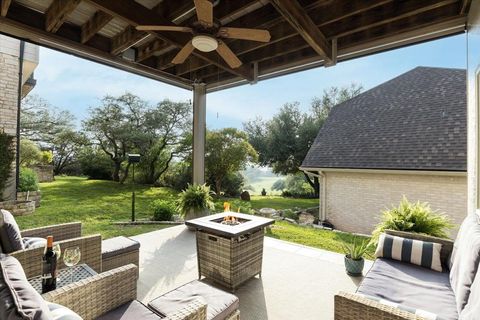 Photo of 403 Golf Crest LN, Lakeway, TX 78734 (MLS # 8738705)