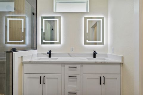 Tiny photo for 1000 Vargas RD #A, Austin, TX 78741 (MLS # 9606023)