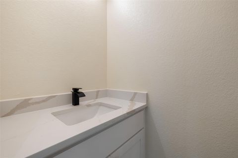 Tiny photo for 1000 Vargas RD #A, Austin, TX 78741 (MLS # 9606023)