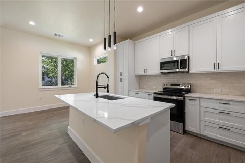 Tiny photo for 1000 Vargas RD #A, Austin, TX 78741 (MLS # 9606023)