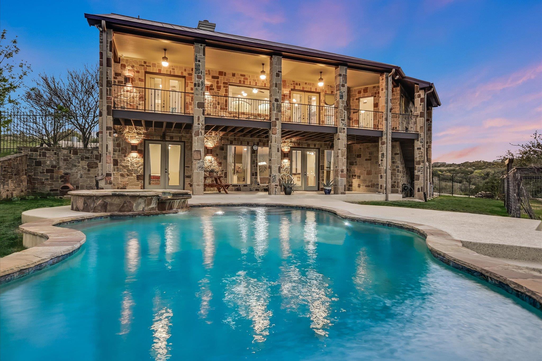 4408 Blacksmith CV