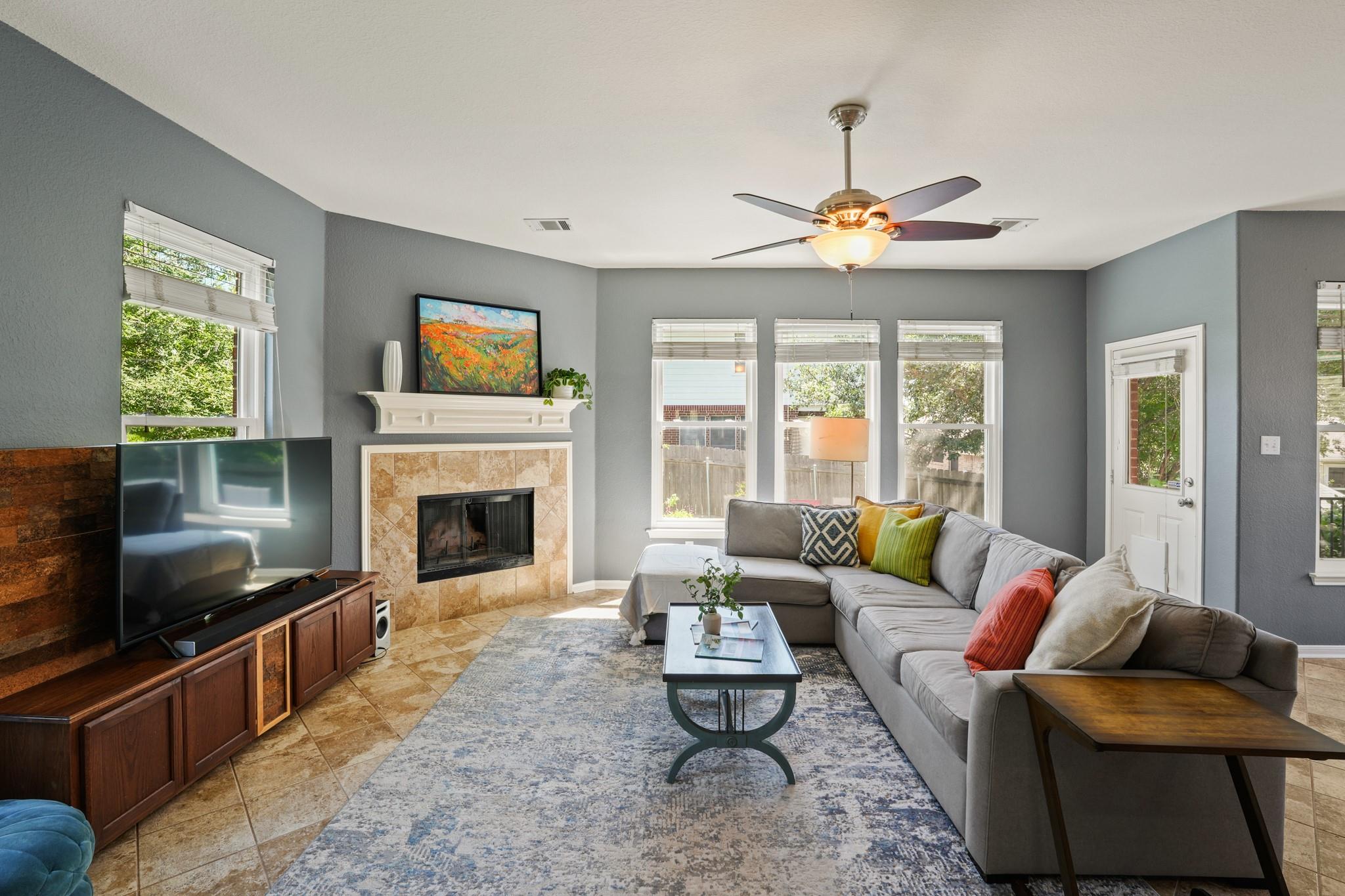 3725 Birdhouse DR