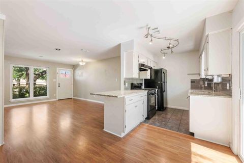 Tiny photo for 1005 Arthur Stiles R Arthur Stiles RD, Austin, TX 78721 (MLS # 5123978)