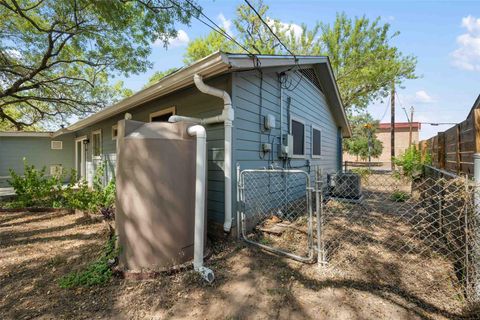 Tiny photo for 1005 Arthur Stiles R Arthur Stiles RD, Austin, TX 78721 (MLS # 5123978)
