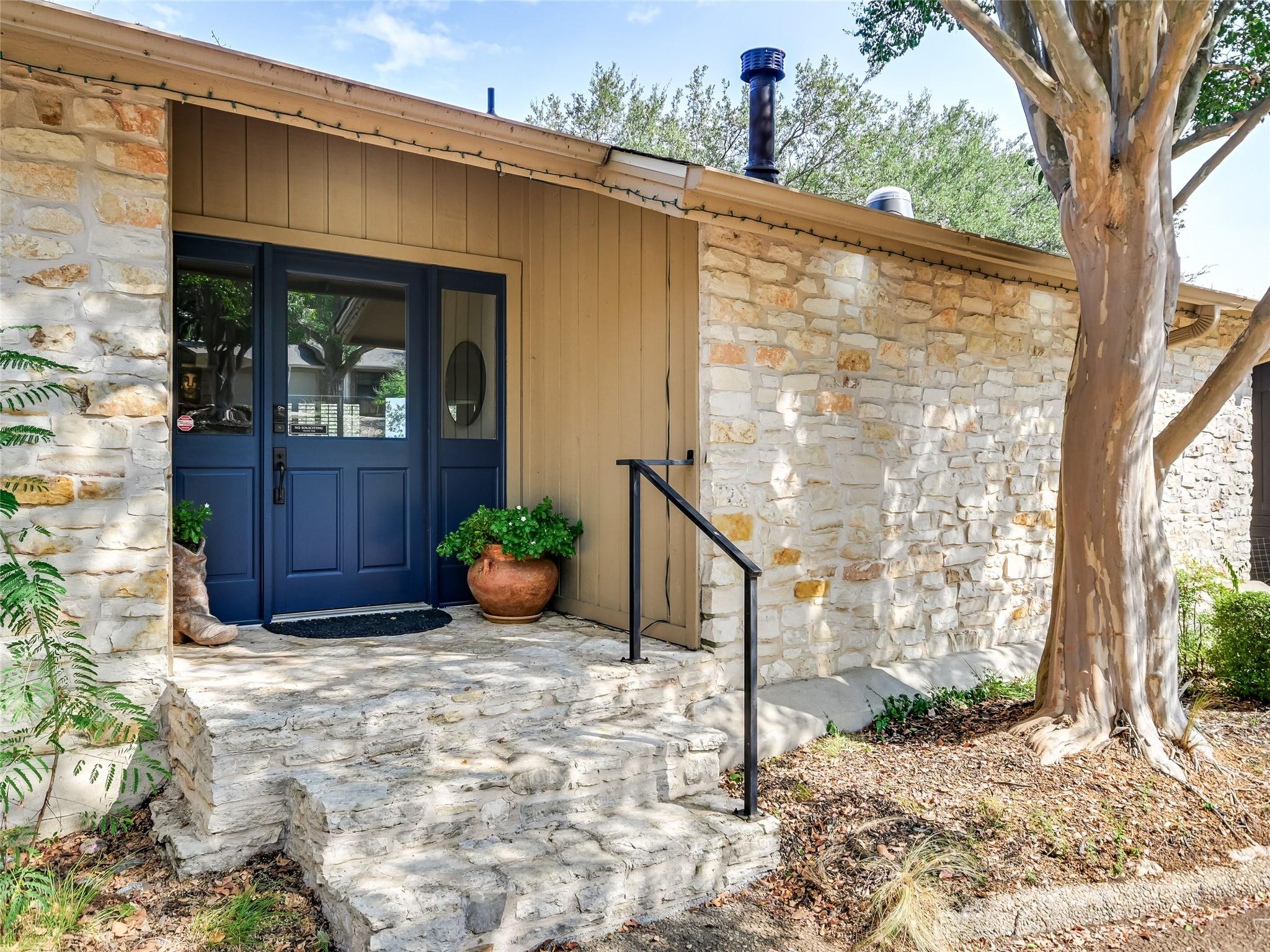 2207 Cypress PT E