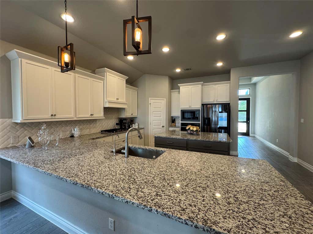 Photo of 2004 Stirling ST, Leander, TX 78641 (MLS # 6576142)