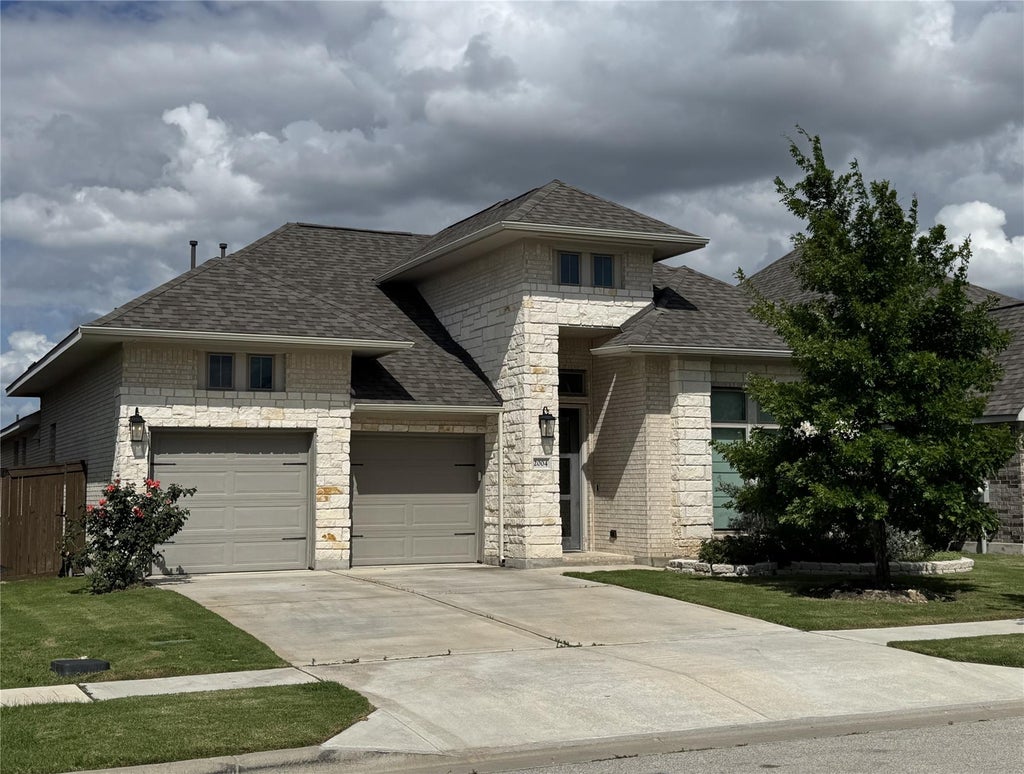 Photo of 2004 Stirling ST, Leander, TX 78641 (MLS # 6576142)