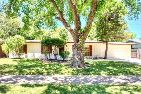 5910 Marilyn DR Austin TX 78757