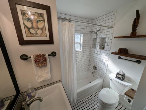 Tiny photo for 307 Swanee DR, Austin, TX 78752 (MLS # 2196873)