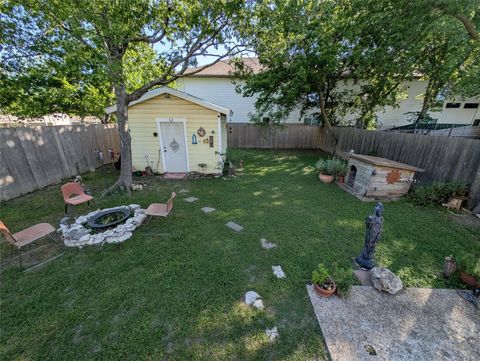 Tiny photo for 307 Swanee DR, Austin, TX 78752 (MLS # 2196873)
