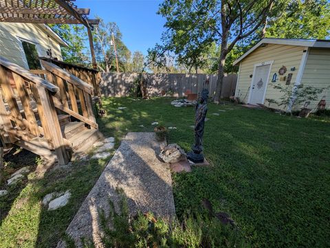 Tiny photo for 307 Swanee DR, Austin, TX 78752 (MLS # 2196873)