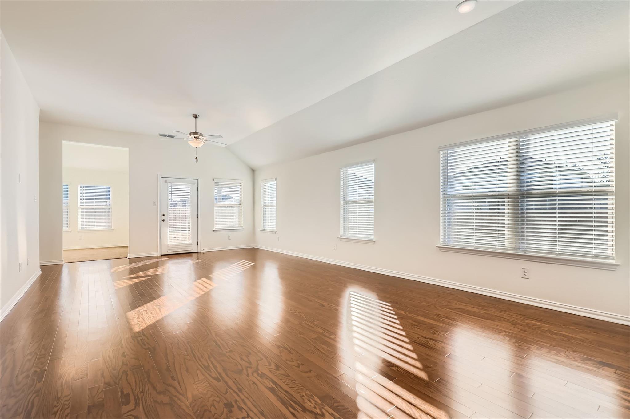 Bastrop, Texas 78602, United States, 3 Bedrooms Bedrooms, ,2 BathroomsBathrooms,Residential,Active,23039