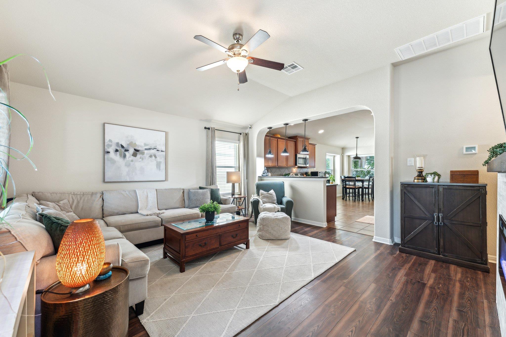 1001 Niobrara River DR