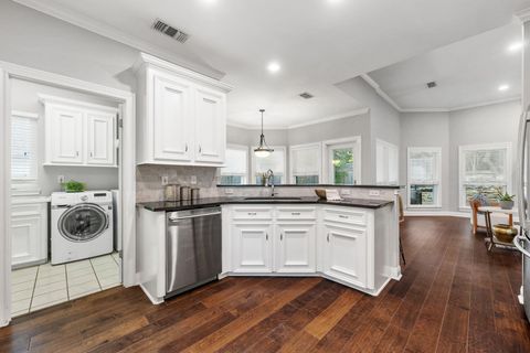 Tiny photo for 120 Copperleaf RD, Lakeway, TX 78734 (MLS # 9692554)