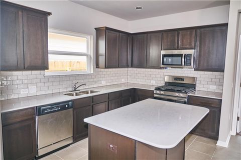 Photo of 816 Durness DR, Pflugerville, TX 78660 (MLS # 6616597)