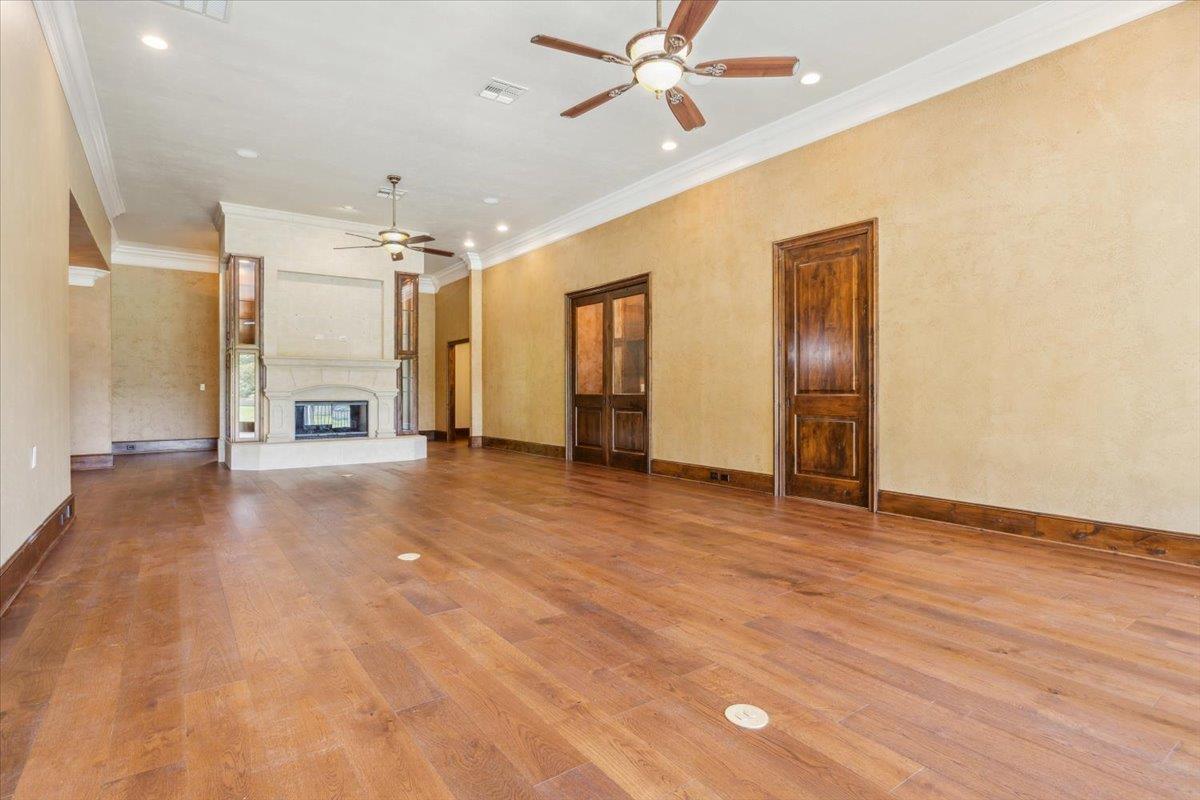 1111 Mill Creek DR