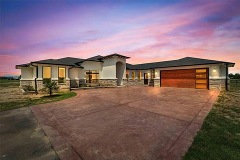 178 Balch RD Elgin TX 78621