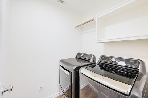 Tiny photo for 5859 LOMITA VERDE CIR, Austin, TX 78749 (MLS # 5455088)