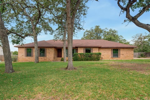 Photo of 2006 Skyles RD, Rockdale, TX 76567 (MLS # 7992727)