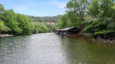 5302 N Scout Island CIR Austin TX 78731