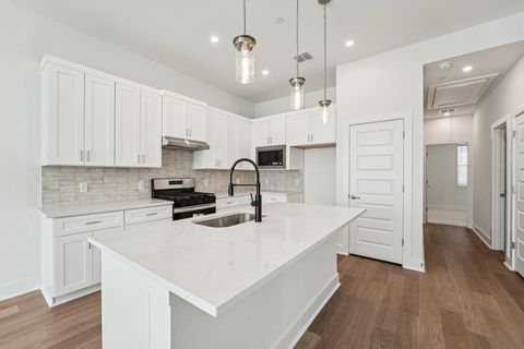 Tiny photo for 200 W 56th ST #5103, Austin, TX 78751 (MLS # 7954243)