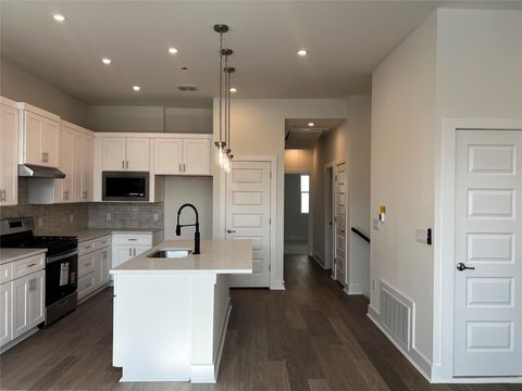 Tiny photo for 200 W 56th ST #5103, Austin, TX 78751 (MLS # 7954243)