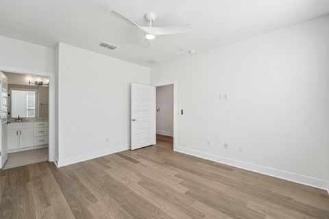 Tiny photo for 200 W 56th ST #5103, Austin, TX 78751 (MLS # 7954243)