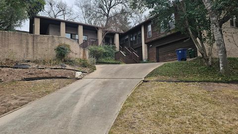 Photo of 4902 WESTVIEW DR, Austin, TX 78731 (MLS # 6799807)