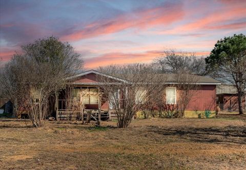 A home in Kingsland