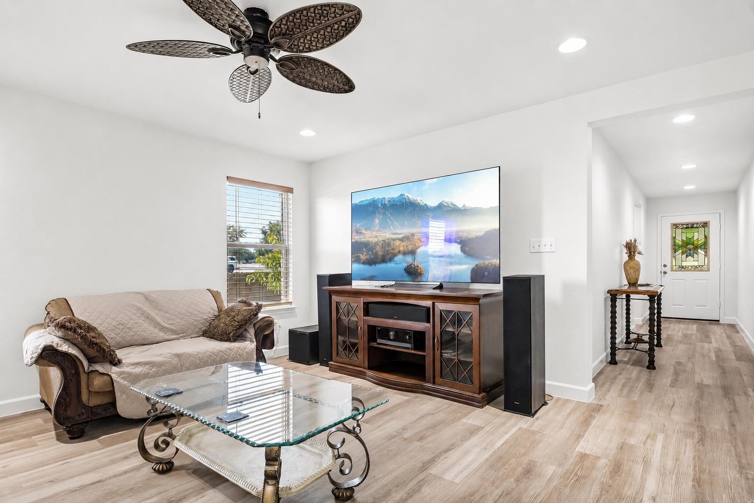 260 Cushman DR