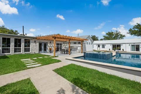 Tiny photo for 14300 Summit View DR, Leander, TX 78641 (MLS # 1811625)
