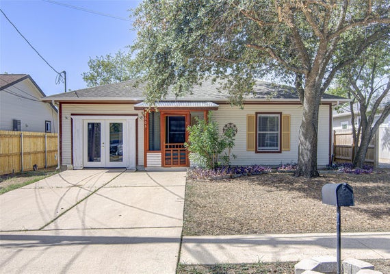 4605 RIBBECKE AVE, AUSTIN, TX 78721 - Image 9eddf82dbb5dca0428c78acbbb7bed6d/3691017994