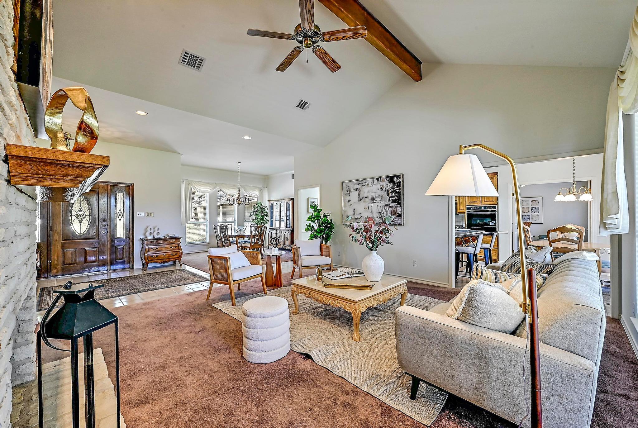 410 Rolling Green DR