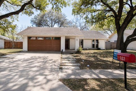 Photo of 505 Chihuahua TRL, Austin, TX 78745 (MLS # 7502070)
